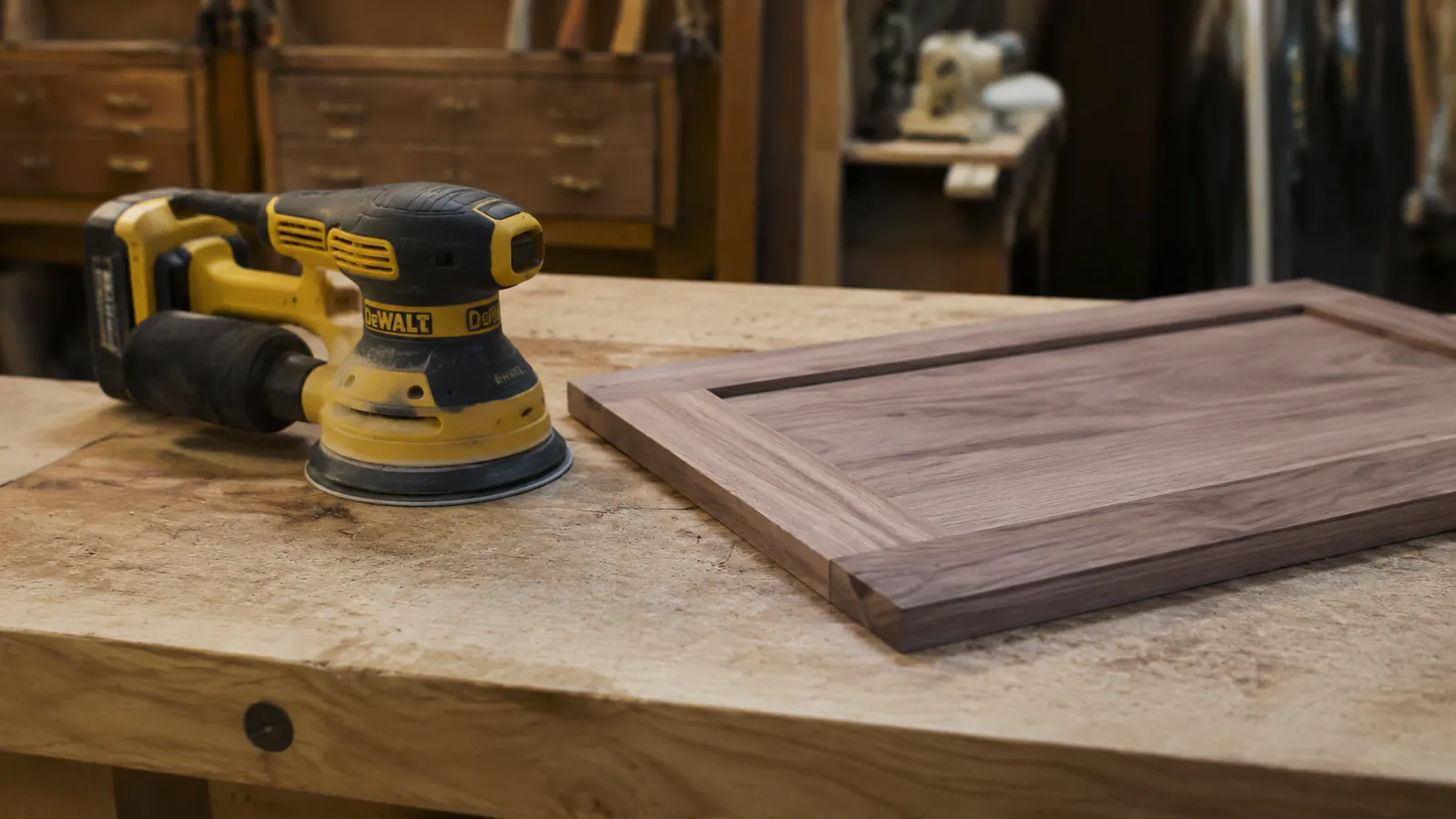 DeWalt DCW210B Sander: Honest Review for Woodworkers Who Care About Finish Quality